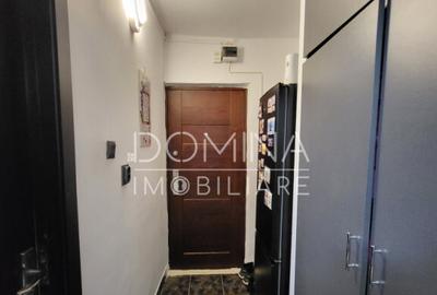 Pre? bun! Garsoniera gata de locuit in zona 9 Mai - 1