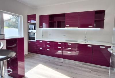Duplex superb despartit prin garaj - 6