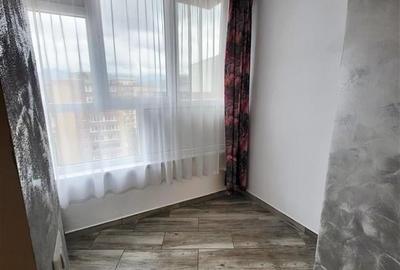 Apartament 3 camere,decomandat,renovat, suprafata generoasa,Garii,Brasov - 8