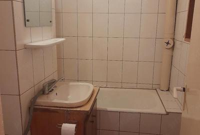 Garsonieră semidecomandată în Central