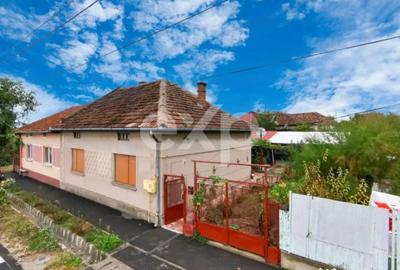 Casă cu 4 camere cu Teren 95 Mp în Central - 5