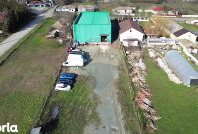 Spațiu comercial, de 480 mp, în Central - 8