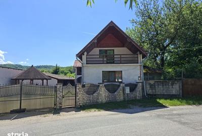 Casă cu 3 camere cu Teren 1485 Mp în Dobra - 12