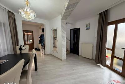 Casă cu 3 camere cu Canalizare în Tăbăcari