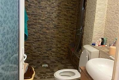 Casă individuală cu 6 camere cu Canalizare în Sisești - 4