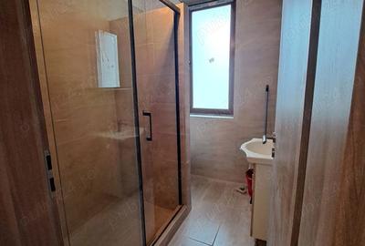 Casă cu 4 camere cu Teren 400 Mp în Parța - 1