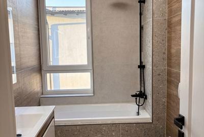 Apartament cu 4 camere decomandat în Central - 2