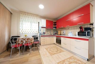 Apartament cu 3 camere semidecomandat, mobilat în Florești - 2