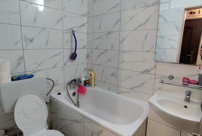 Garsoniera din constructie cu bucatarie, baie si balcon+boxa. - 5