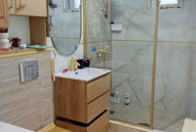 Apartament cu 2 camere semidecomandat, mobilat în Nufărul - 5