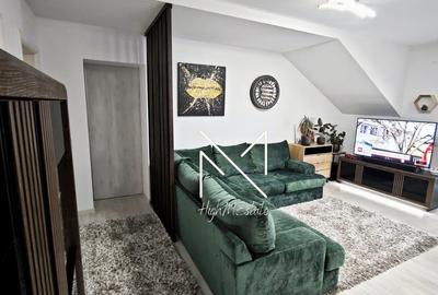 Apartament cu 3 camere, mobilat în Tractorul