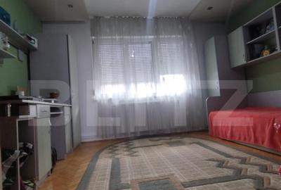 Casă cu 5 camere cu Teren 241 Mp în Central - 15