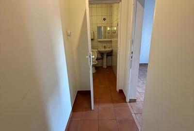 Casă cu Teren 60 Mp în Vitan - 5