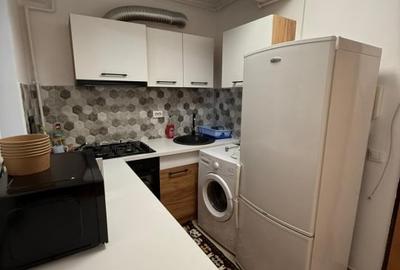 Garsonieră decomandată în Între Lacuri