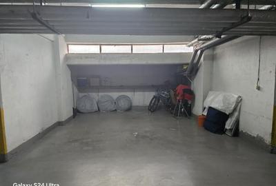 P-ta Victoriei,ap.3 cam,an 1997,dec,suprf.128mp,loc parcare subteran - 16