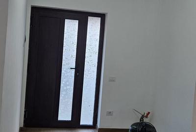 Casă cu 4 camere în Central - 1
