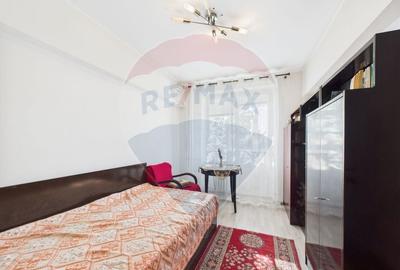 Apartament cu 3 camere de vanzare in zona Decebal - Baba Novac - 4