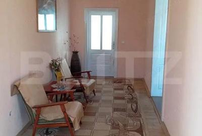 Casă cu Teren 3000 Mp în Central - 7