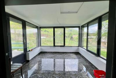 Casă cu 3 camere cu Teren 2600 Mp în Central - 12