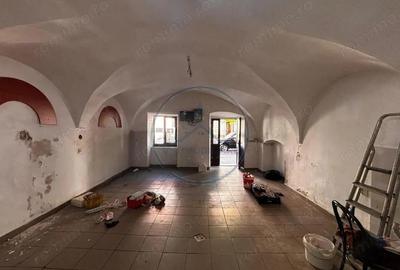 Spatiu comercial de inchiriat, 90 mp, zona Centrala - 1