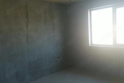 Apartament cu 3 camere semidecomandat în Central - 5