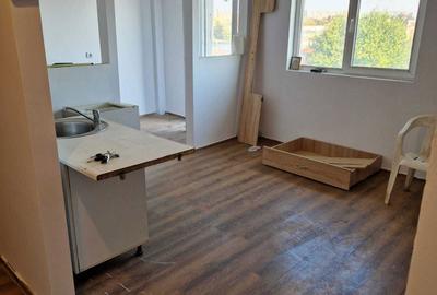 Garsonieră decomandată în Central - 7