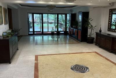 Apartament cu 3 camere decomandat în Băneasa