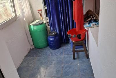 Apartament cu 4 camere semidecomandat în Crângași - 2