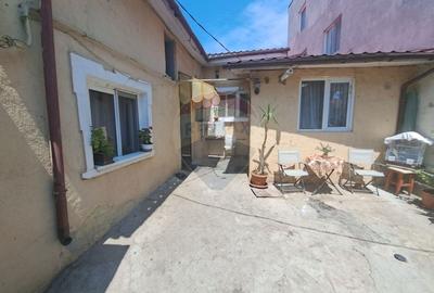 Casa la pret de apartament, zona centrala