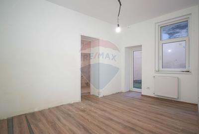 Apartament 96 mp, compartimentat in mai multe unitati, Centrul Istoric - 12
