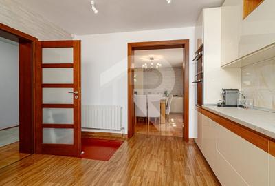 Vila de vanzare in Busteni - 8 dormitoare, vedere directa spre Crucea Caraiman! - 14