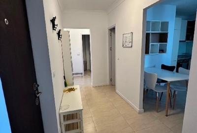 Apartament cu 3 camere semidecomandat în 1 Mai - 10