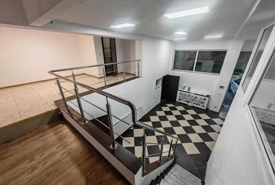 Spațiu comercial, de 117 mp, în Central - 6