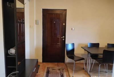 Apartament cu 4 camere semidecomandat în Calea București - 4