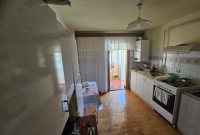Apartament cu 2 camere decomandat în Central - 2