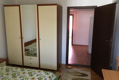 Apartament 3 camere decomandat Str. Pietroasa - 4