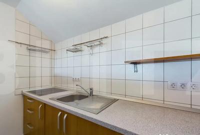 Apartament cu 4 camere semidecomandat, mobilat în Girocului - 15