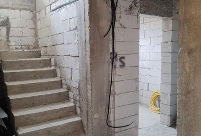 Casă cu 4 camere în Bătești - 6