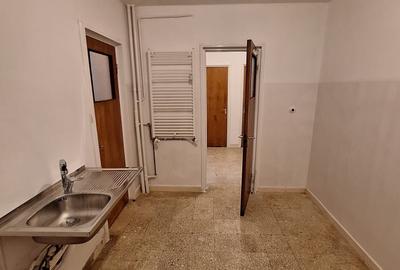 Drumul Taberei 34 - Metrou Tudor Vladimirescu, bloc reabilitat, decomandat,51 mp - 2