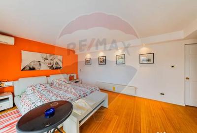 Casă cu 4 camere cu Teren 921 Mp în Subcetate - 12