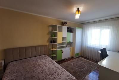 Apartament cu 3 camere renovat, in Stejari - 7