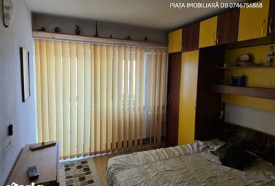 Apartament cu 4 camere decomandat în Central - 10