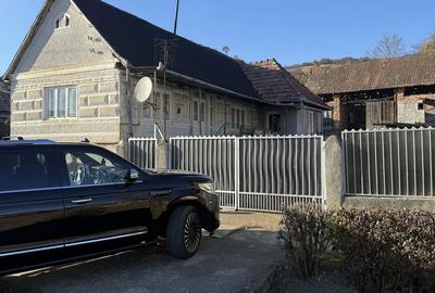 Casă cu 3 camere în Ozd - 2