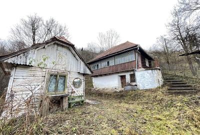 Casă cu 2 camere în Central