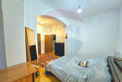 Casa 15 camere de vanzare zona Universitate + spatiu comercial parter - 24