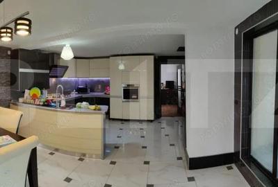 Casă cu 2 camere cu Teren 2667 Mp în Central - 14