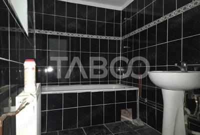 Casa individuala de vanzare 54 mpu curte 69 mp zona Central Sibiu - 2