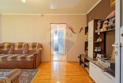 Apartament cu 2 camere semidecomandat, mobilat în Gemenii - 9