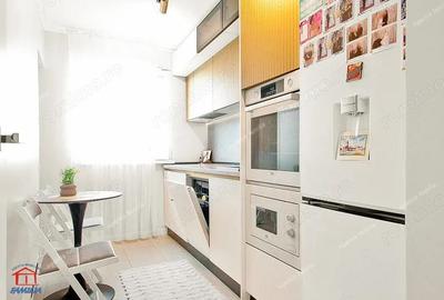 Apartament cu 3 camere decomandat în Micro 20 - 2