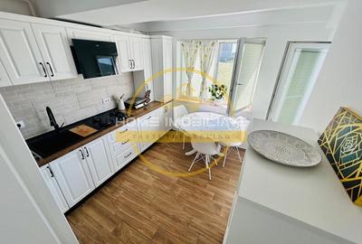 Etaj intermediar, 3 camere decomandat bloc nou, zona Copou